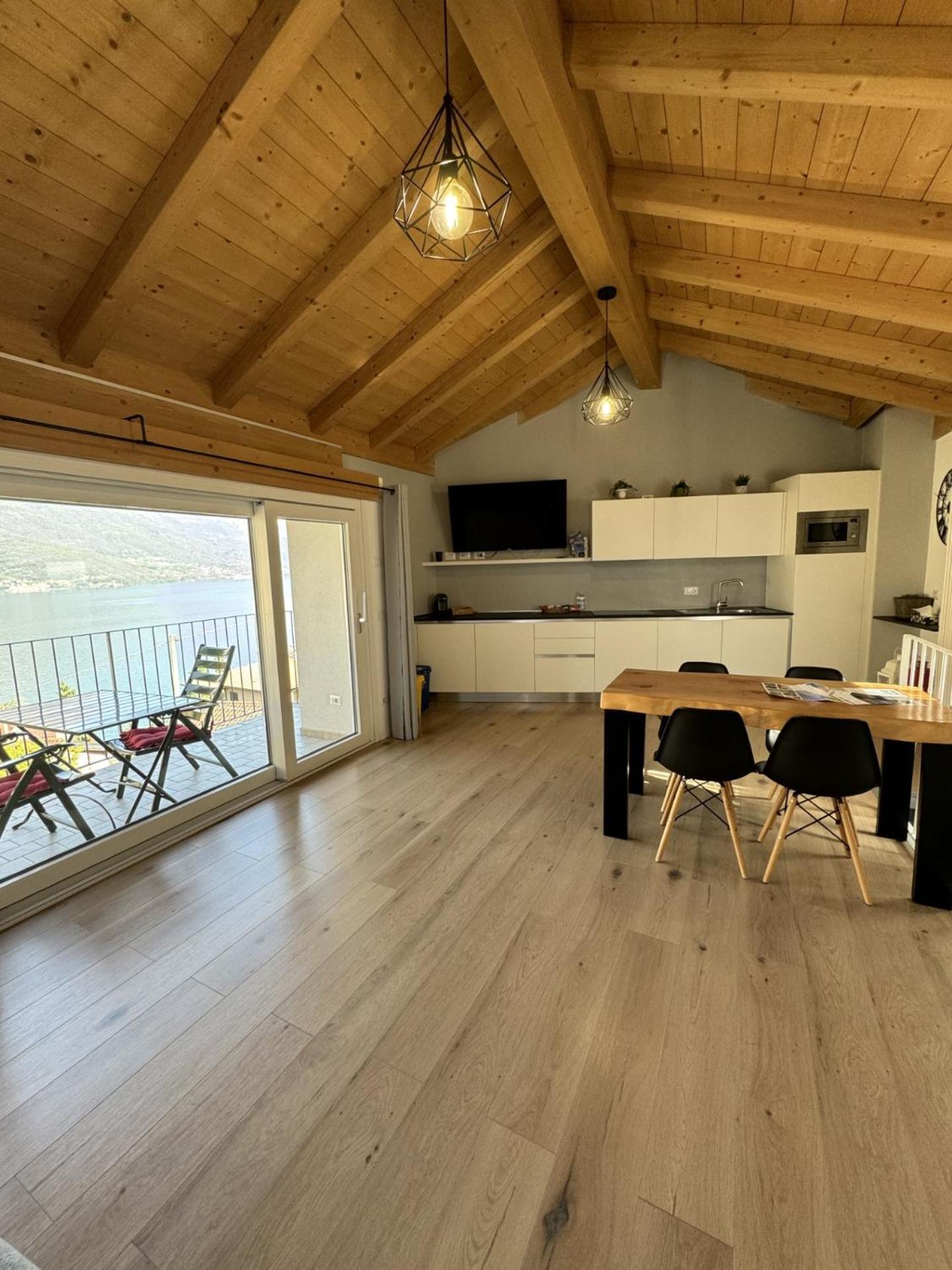 Appartamento Bellano Holidays - Casa Artemio Esterno foto